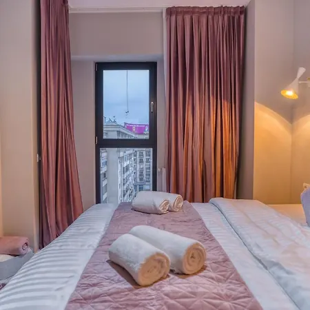 דירה Center Haven: 1br In Union Plaza Building
