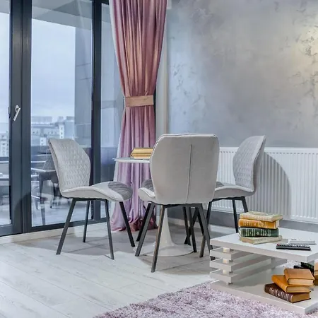 דירה Center Haven: 1br In Union Plaza Building *