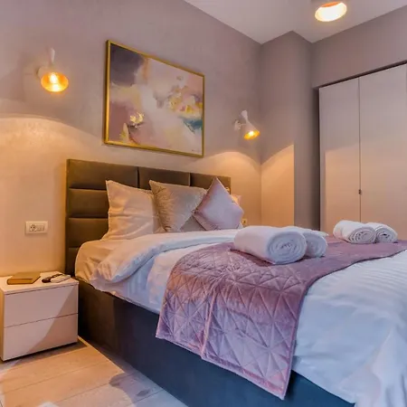 דירה Center Haven: 1br In Union Plaza Building