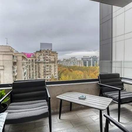 Center Haven: 1br In Union Plaza Building דירה *