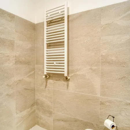 Center Haven: 1br In Union Plaza Building * בוקרשט